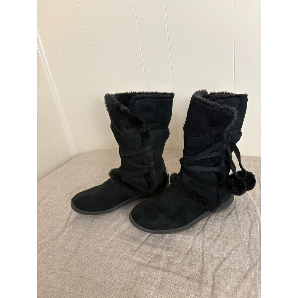 Southpole Cabin 2M Boots Womens 7.5 Black Faux Fur Pom Pom Y2K Mid Calf - Picture 2 of 7